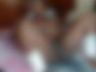 Live cam show with Exotic Smiles - Ebony Lovense on Livezox