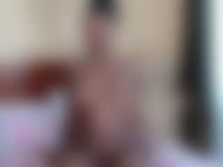 Live cam show with Exotic Smiles - Spank Ebony on alttransgirls