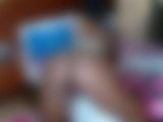 Live cam show with Exotic Smiles - Black Dildo on SquirtSoMuch