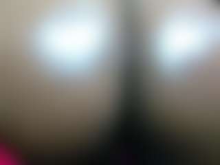 Exotic Smiles's Live Sex Cam Show