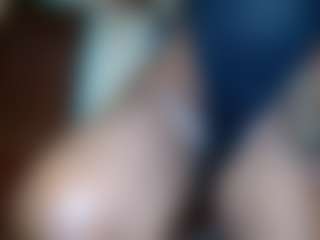 Exotic Smiles's Live Sex Cam Show