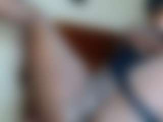 Exotic Smiles's Live Sex Cam Show