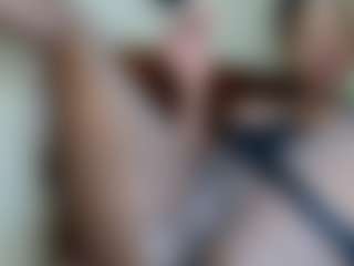 Exotic Smiles's Live Sex Cam Show