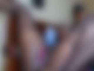 Exotic Smiles's Live Sex Cam Show