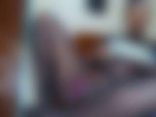 Live cam show with Exotic Smiles - Ebony Amateur on dropp.cam