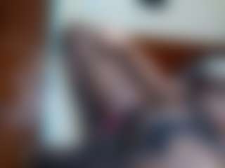 Live cam show with Exotic Smiles - Young Adult on dropp.cam