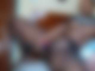 Exotic Smiles's Live Sex Cam Show