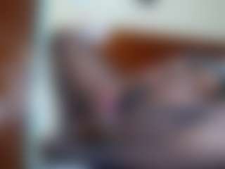 Exotic Smiles's Live Sex Cam Show