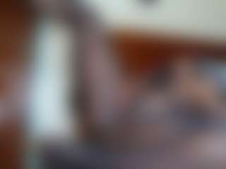 Exotic Smiles's Live Sex Cam Show