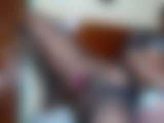 Exotic Smiles's Live Sex Cam Show