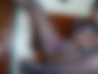 Live cam show with Exotic Smiles - Ebony Lovense on CamwithHer