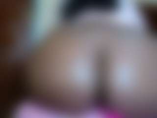 Exotic Smiles's Live Sex Cam Show