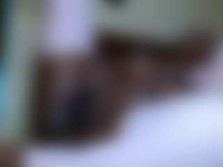Exotic Smiles's Live Sex Cam Show