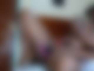 Exotic Smiles's Live Sex Cam Show