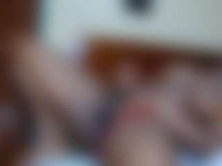 Exotic Smiles's Live Sex Cam Show