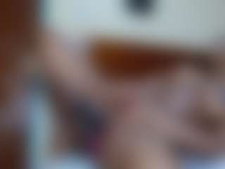 Exotic Smiles's Live Sex Cam Show
