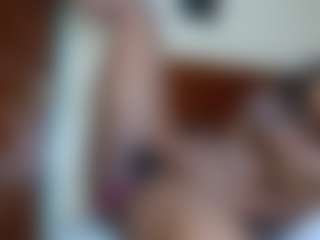 Exotic Smiles's Live Sex Cam Show