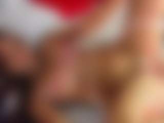 charlottee-4's Live Sex Cam Show