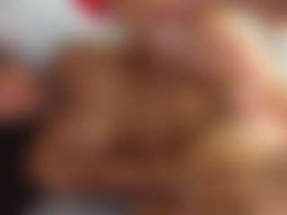 charlottee-4's Live Sex Cam Show