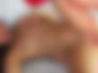 charlottee-4's Live Sex Cam Show