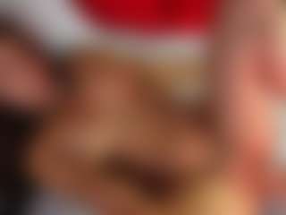 charlottee-4's Live Sex Cam Show