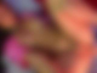 charlottee-4's Live Sex Cam Show