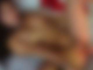 charlottee-4's Live Sex Cam Show