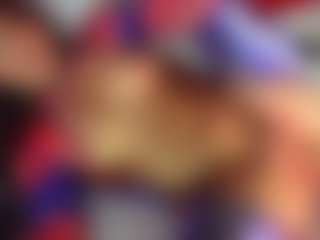 charlottee-4's Live Sex Cam Show