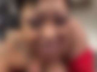 Live cam show with cocaNutt - Cum Curvy on Camsoda