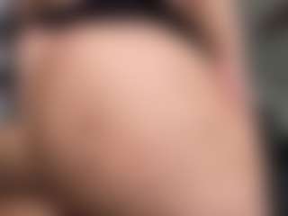 cocaNuttのライブセックスチャットショー