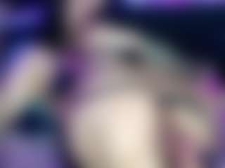 Live cam show with hannahot - Nipple Piercings on livesexfox.com