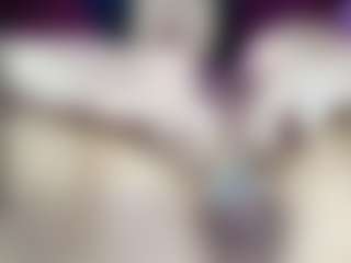 Live cam show with hannahot - Fuck Machine on Camming Site