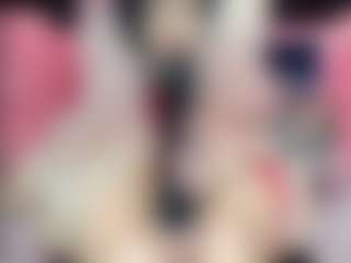 Live cam show with hannahot - Camel Toe on madthumbs