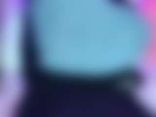 Live cam show with hannahot - Camel Toe on SpunkLive