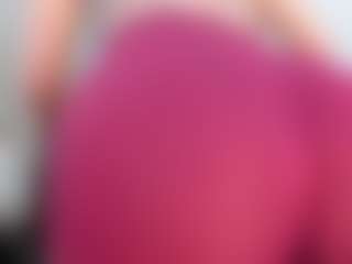 Live cam show with miiamadison - Small Ass on Camsoda