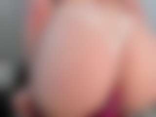 Live cam show with miiamadison - Red Hair on crypto-cams