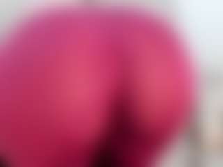 Live cam show with miiamadison - Oil on crypto-cams