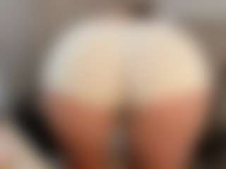 Live cam show with miiamadison - Red Hair Cum on CamSextacy