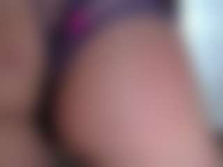 Live cam show with miiamadison - Spank Toys on Taboo Cams XXX