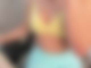Live cam show with miiamadison - Fingers on camwithhim.com