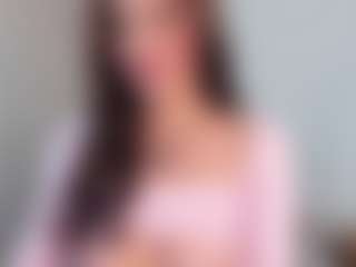 Live cam show with miiamadison - Petite on Camming Site
