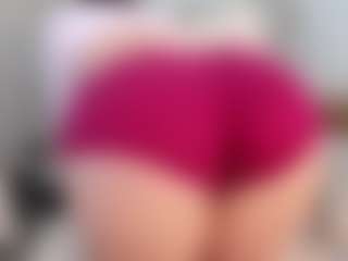 Live cam show with miiamadison - Petite on Milfs Live