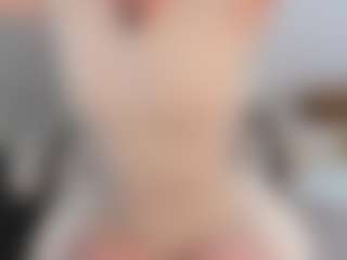 Live cam show with miiamadison - Fingers on luckytryst.com