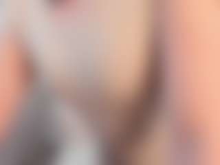 Live cam show with miiamadison - Fingers on 1on1-livenow