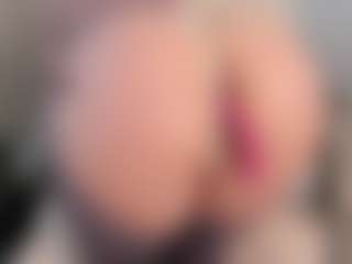 Live cam show with miiamadison - Big Tits on Camsoda
