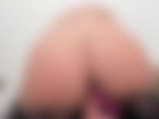 Live cam show with miiamadison - Red Hair Cum on Strip Flash - Live Sex Shows
