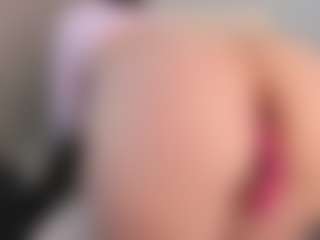 Live cam show with miiamadison - Lovense on CamClone