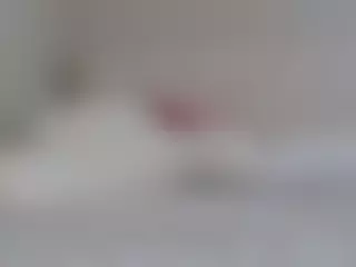 Lia L's Live Sex Cam Show