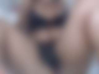 Lia L's Live Sex Cam Show