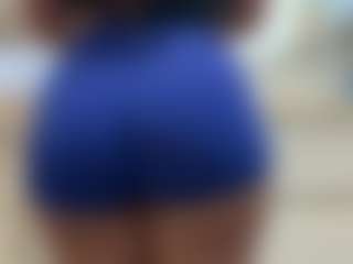 Lia L's Live Sex Cam Show